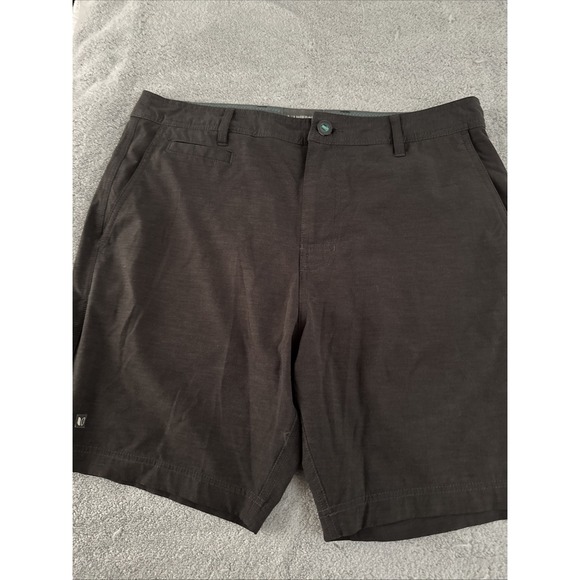 Linksoul Other - Linksoul Men's Gray Flat-Front Performance Shorts SZ 32